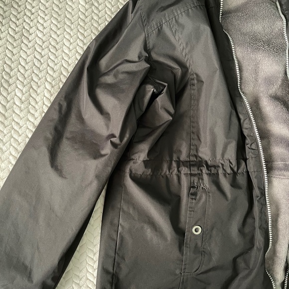 Women's Raincoat - Picture 2 of 8